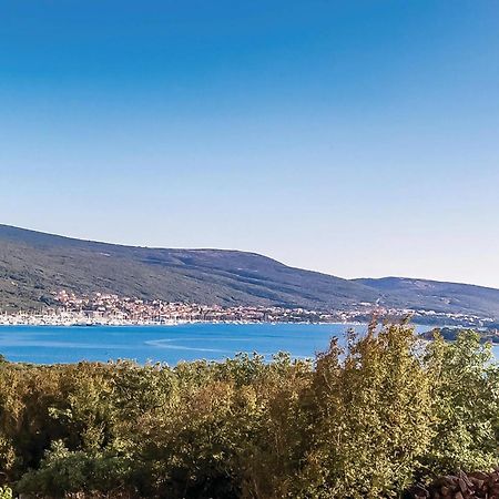 Stunning Apartment In Kornic With House Sea View Εξωτερικό φωτογραφία