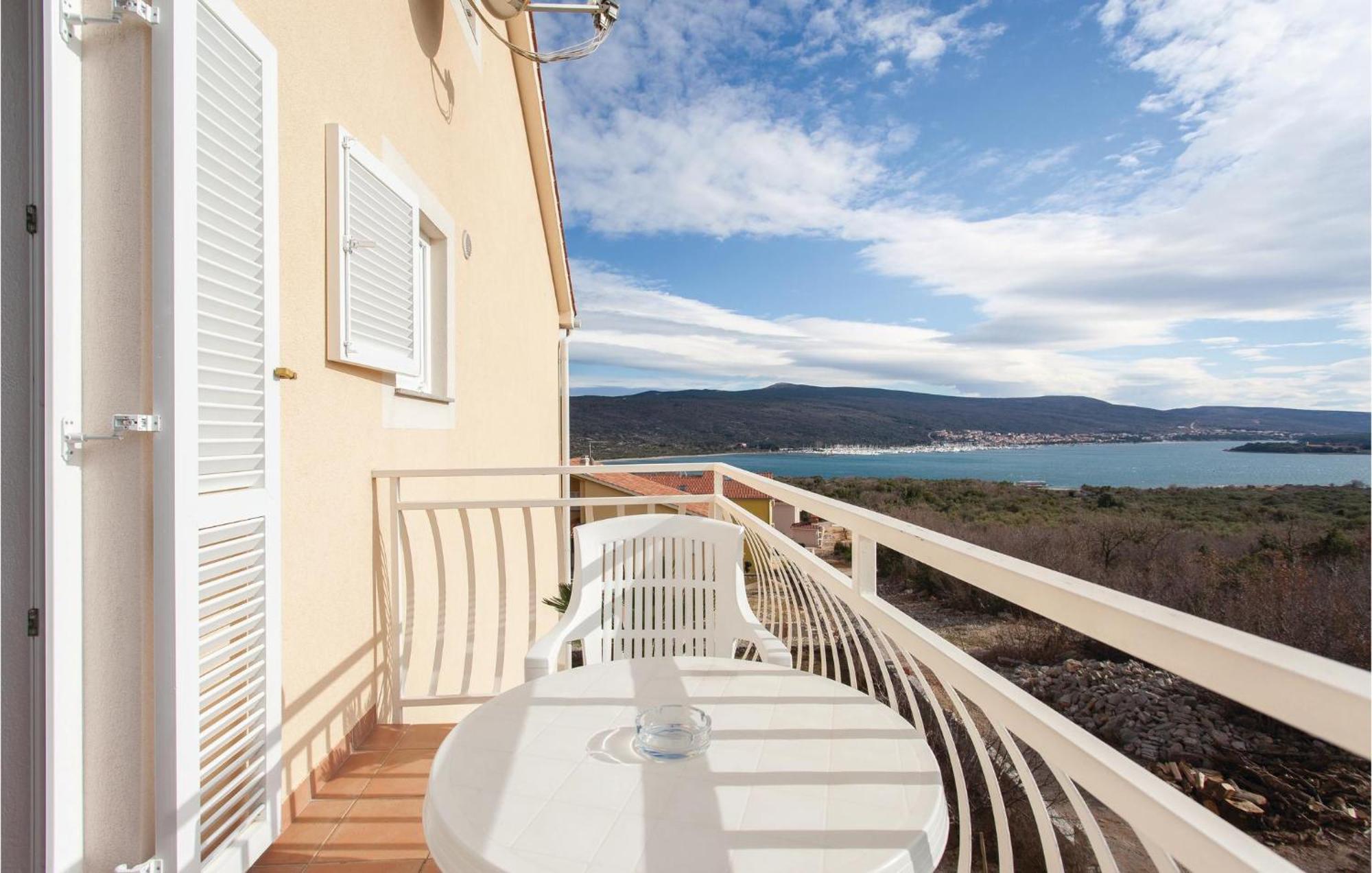 Stunning Apartment In Kornic With House Sea View Εξωτερικό φωτογραφία
