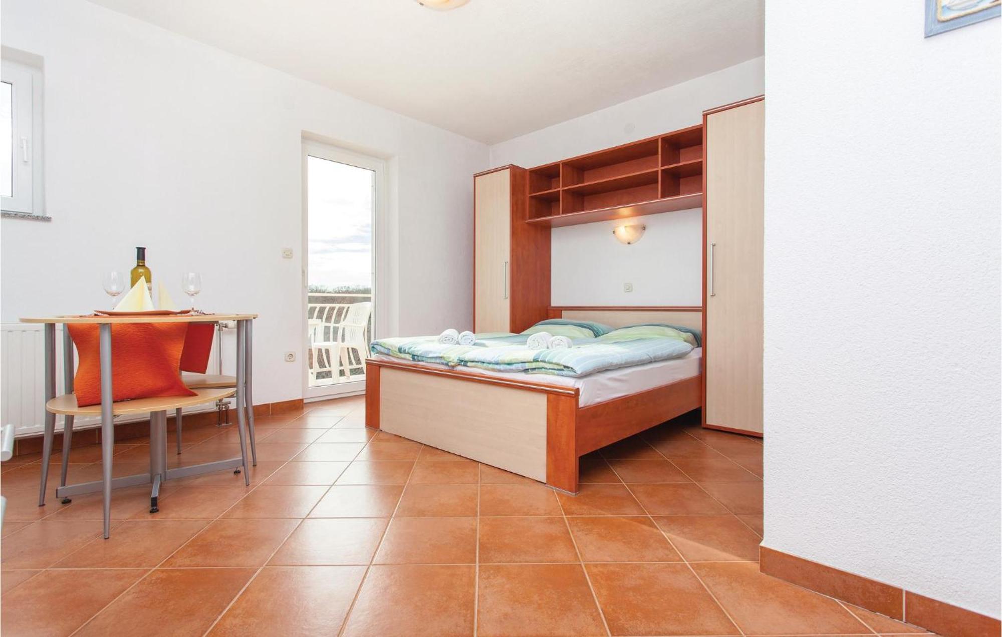 Stunning Apartment In Kornic With House Sea View Εξωτερικό φωτογραφία